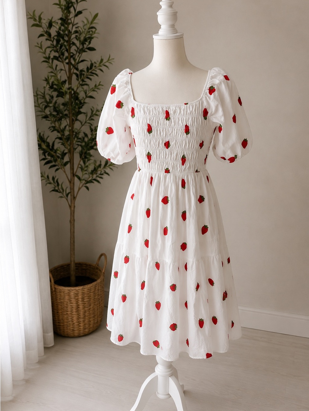New! Plus Size 2X Strawberry Print Midi Dress